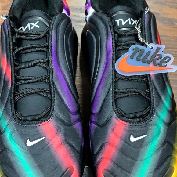 NIKE AIR MAX 720 Black/Metallic Silver - Picture 8 of 16